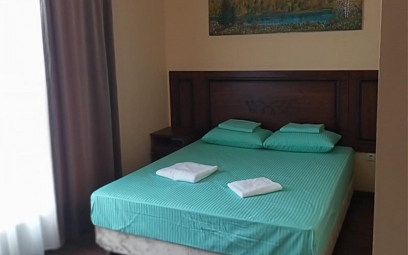 Standard (with 1 large bed 160*200)